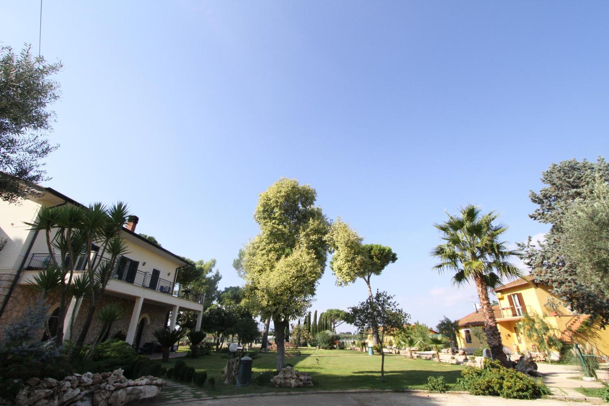 Agriturismo Ali E Radici Cisterna di Latina Exteriér fotografie